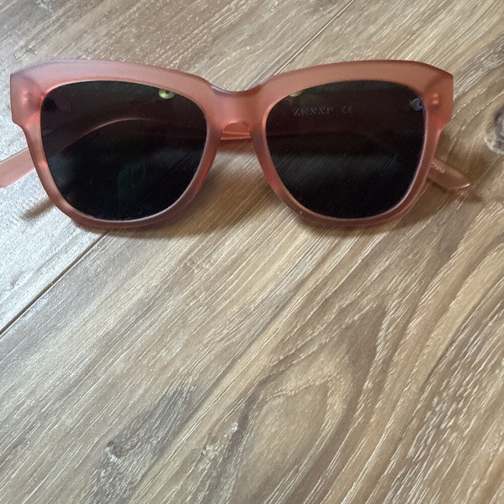 Zenni Sunglasses Plastic Pink Polarized 123919 52 16 148